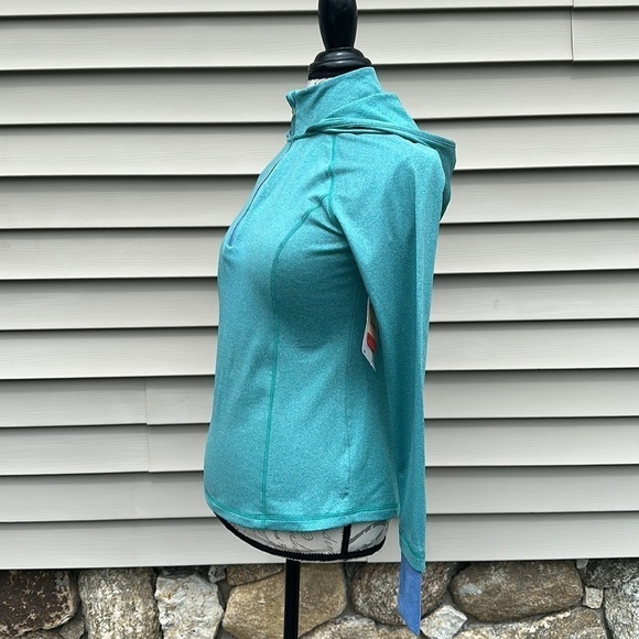 Reebok Green Heather Hooded 1/4 Zip Slim Long-sleeve Performance Top - Picture 6 of 16